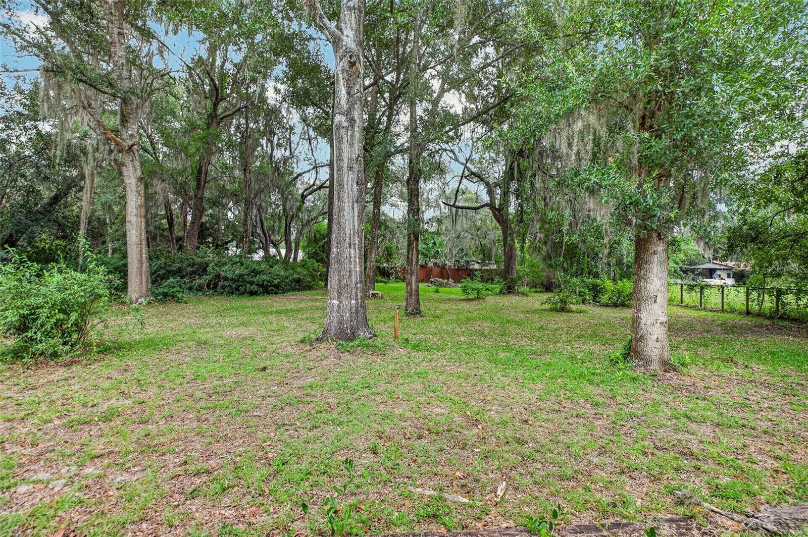 657 SE 2ND AVENUE, Melrose, FL 32666 657 SE 2ND AVENUE, Melrose, FL 32666