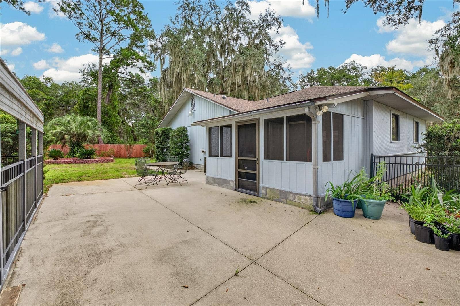 657 SE 2ND AVENUE, Melrose, FL 32666 657 SE 2ND AVENUE, Melrose, FL 32666