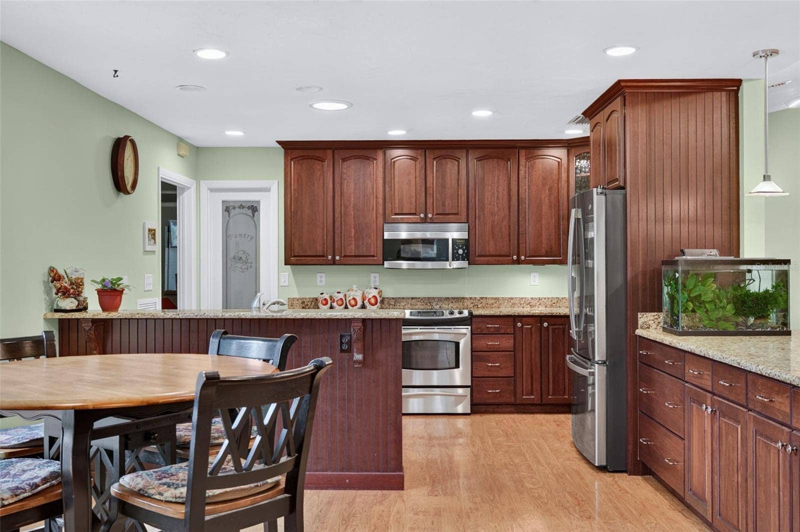 657 SE 2ND AVENUE, Melrose, FL 32666 657 SE 2ND AVENUE, Melrose, FL 32666