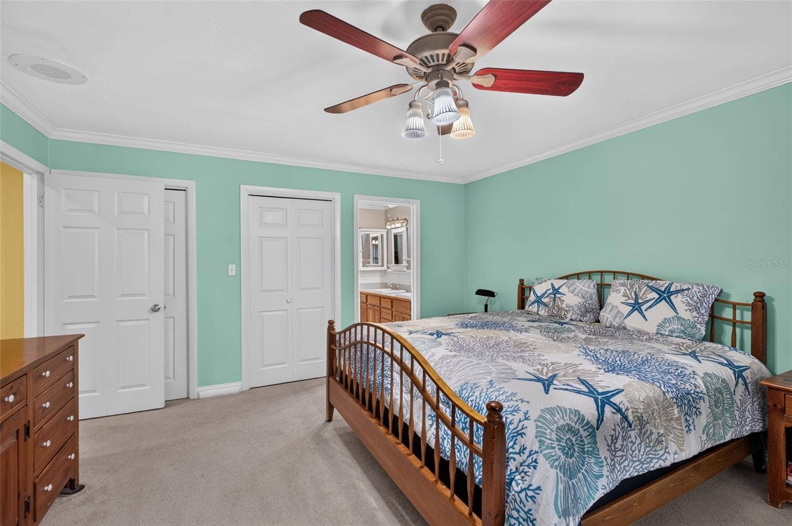 657 SE 2ND AVENUE, Melrose, FL 32666 657 SE 2ND AVENUE, Melrose, FL 32666
