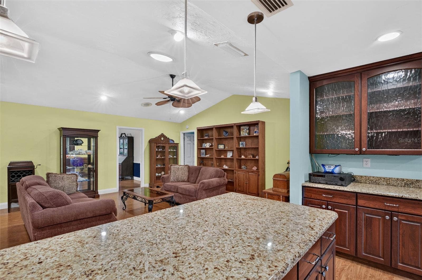 657 SE 2ND AVENUE, Melrose, FL 32666 657 SE 2ND AVENUE, Melrose, FL 32666