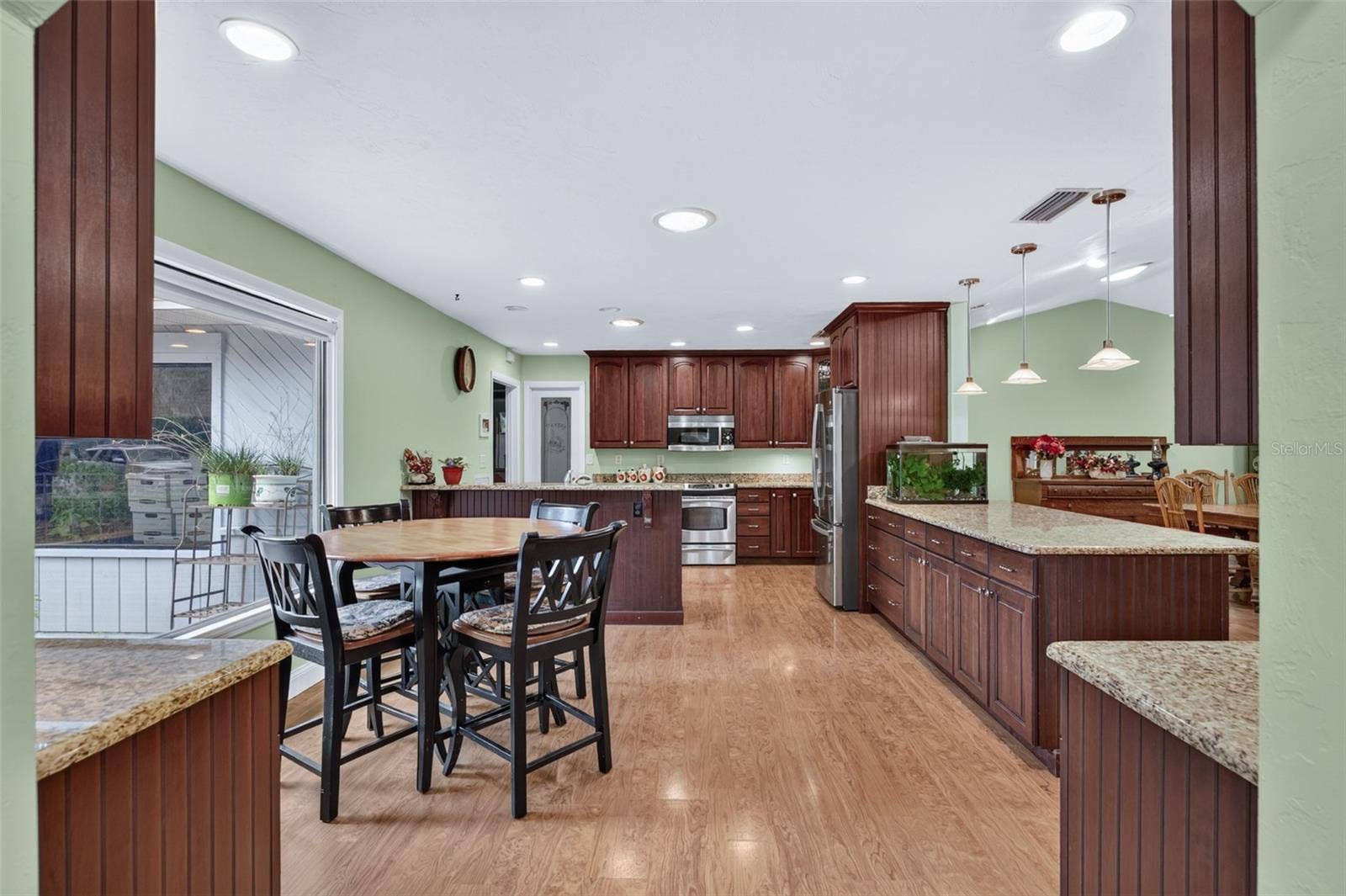 657 SE 2ND AVENUE, Melrose, FL 32666 657 SE 2ND AVENUE, Melrose, FL 32666