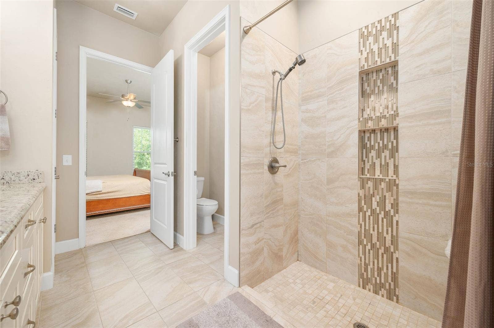 1402 NW 132ND BOULEVARD, Newberry, FL 32669 Owner's En Suite Bathroom