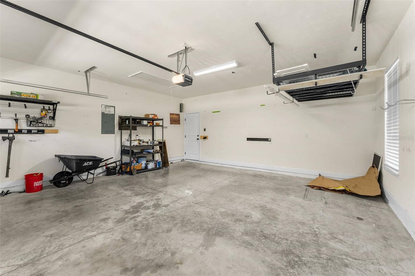 8499 NE 8TH PLACE, High Springs, FL 32643 8499 NE 8TH PLACE, High Springs, FL 32643