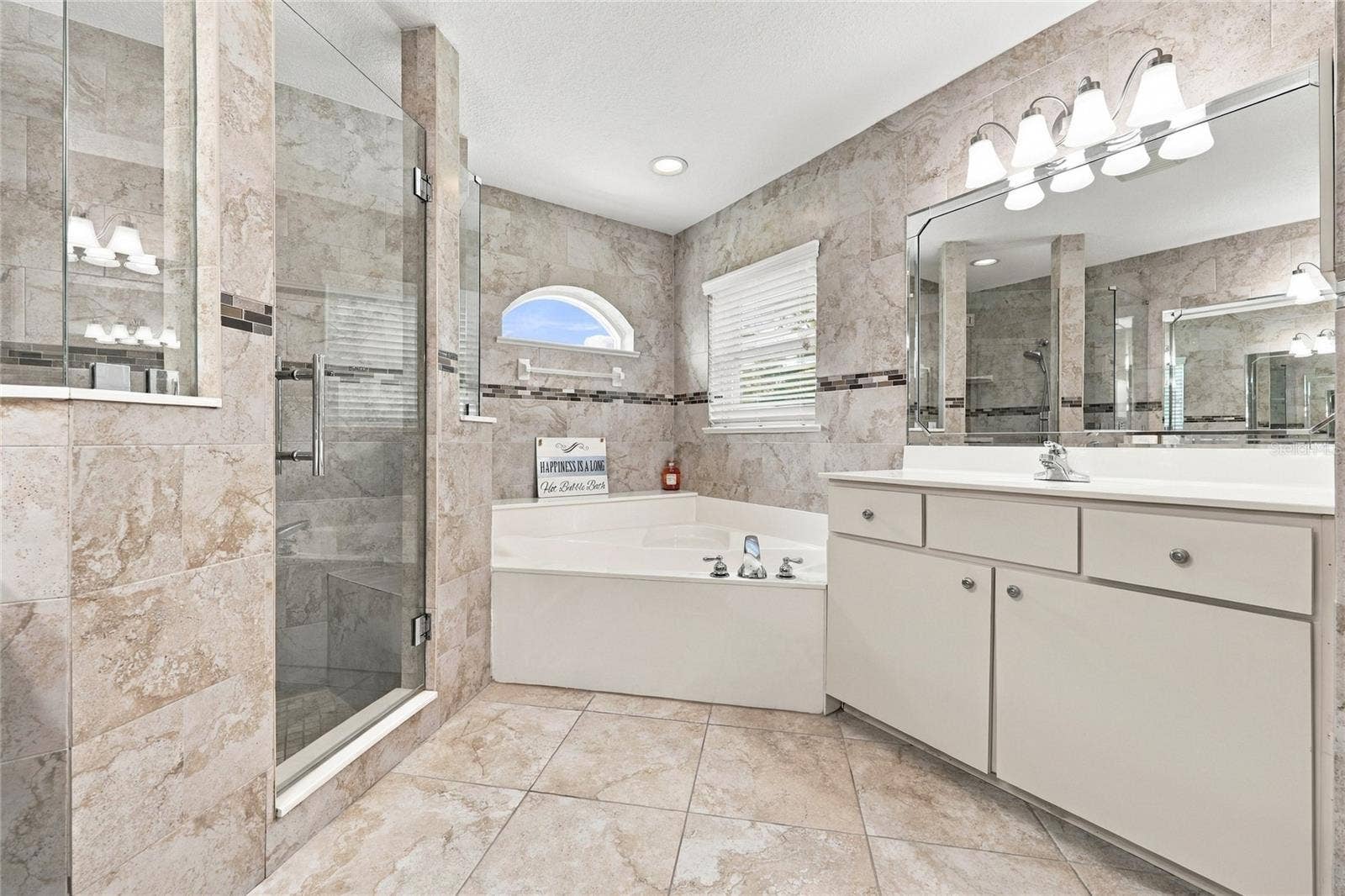 4695 SW 116TH PLACE, Ocala, FL 34476 4695 SW 116TH PLACE, Ocala, FL 34476