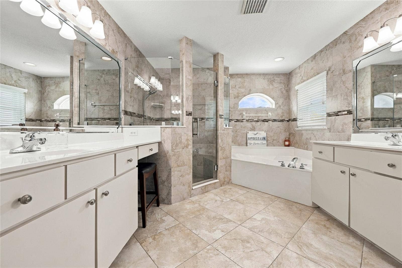 4695 SW 116TH PLACE, Ocala, FL 34476 4695 SW 116TH PLACE, Ocala, FL 34476