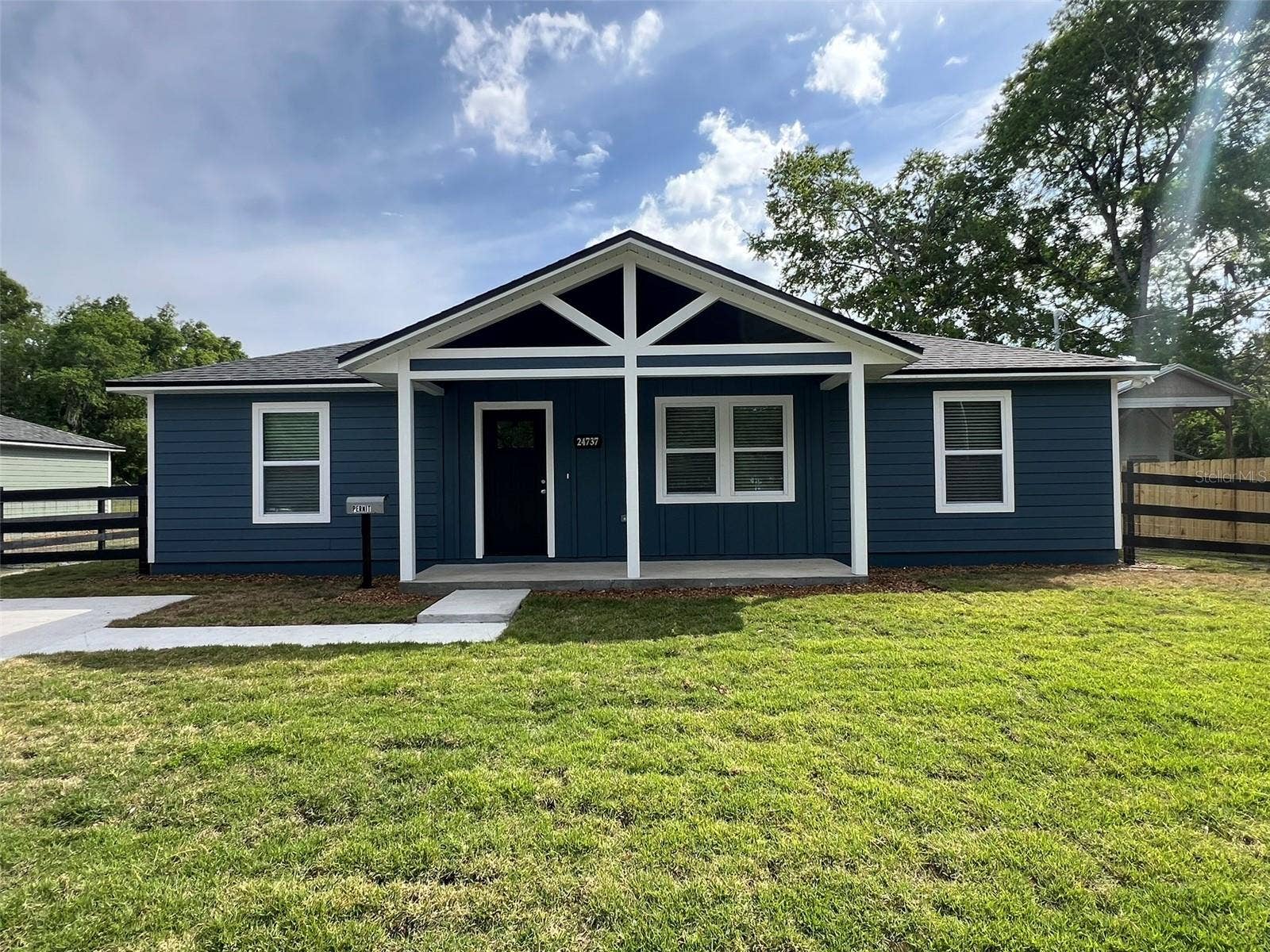 24737 W US 27 HIGHWAY, High Springs, FL 32643 24737 W US 27 HIGHWAY, High Springs, FL 32643