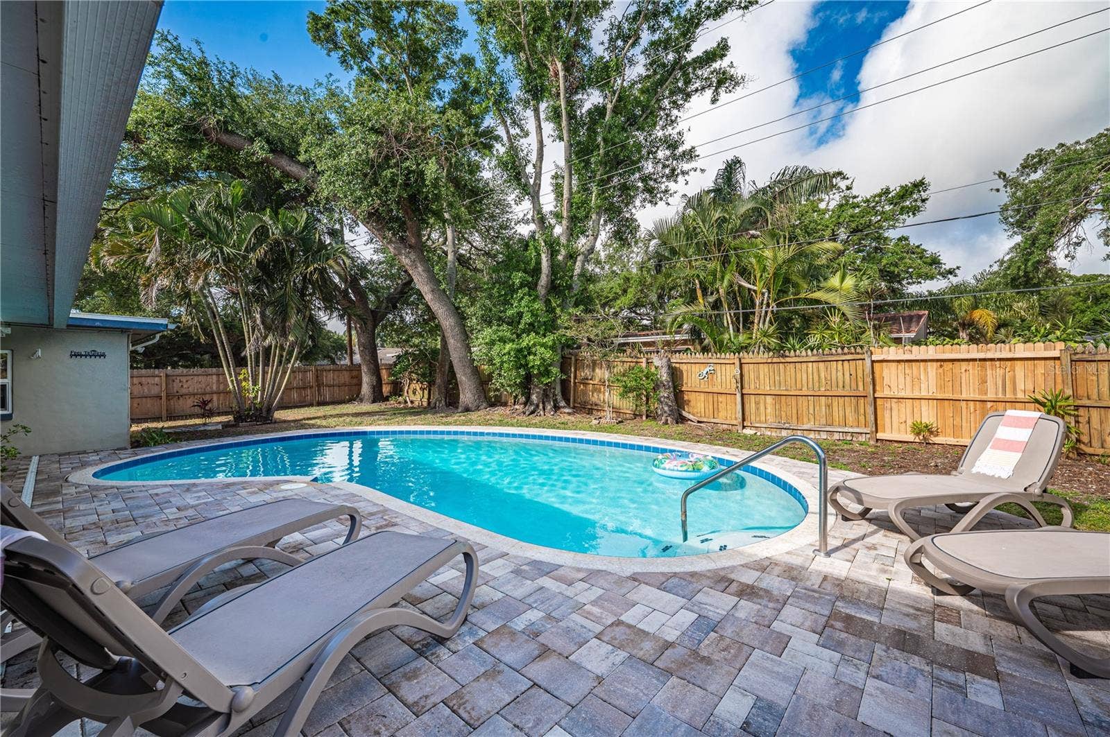 1462 MORROW DRIVE, Clearwater, FL 33756 1462 MORROW DRIVE, Clearwater, FL 33756
