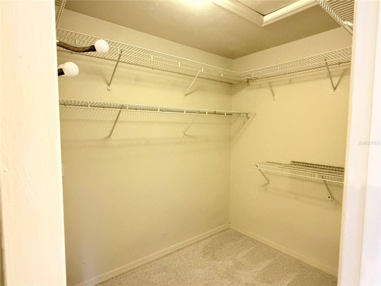 3742 NW 53RD LANE, Gainesville, FL 32653