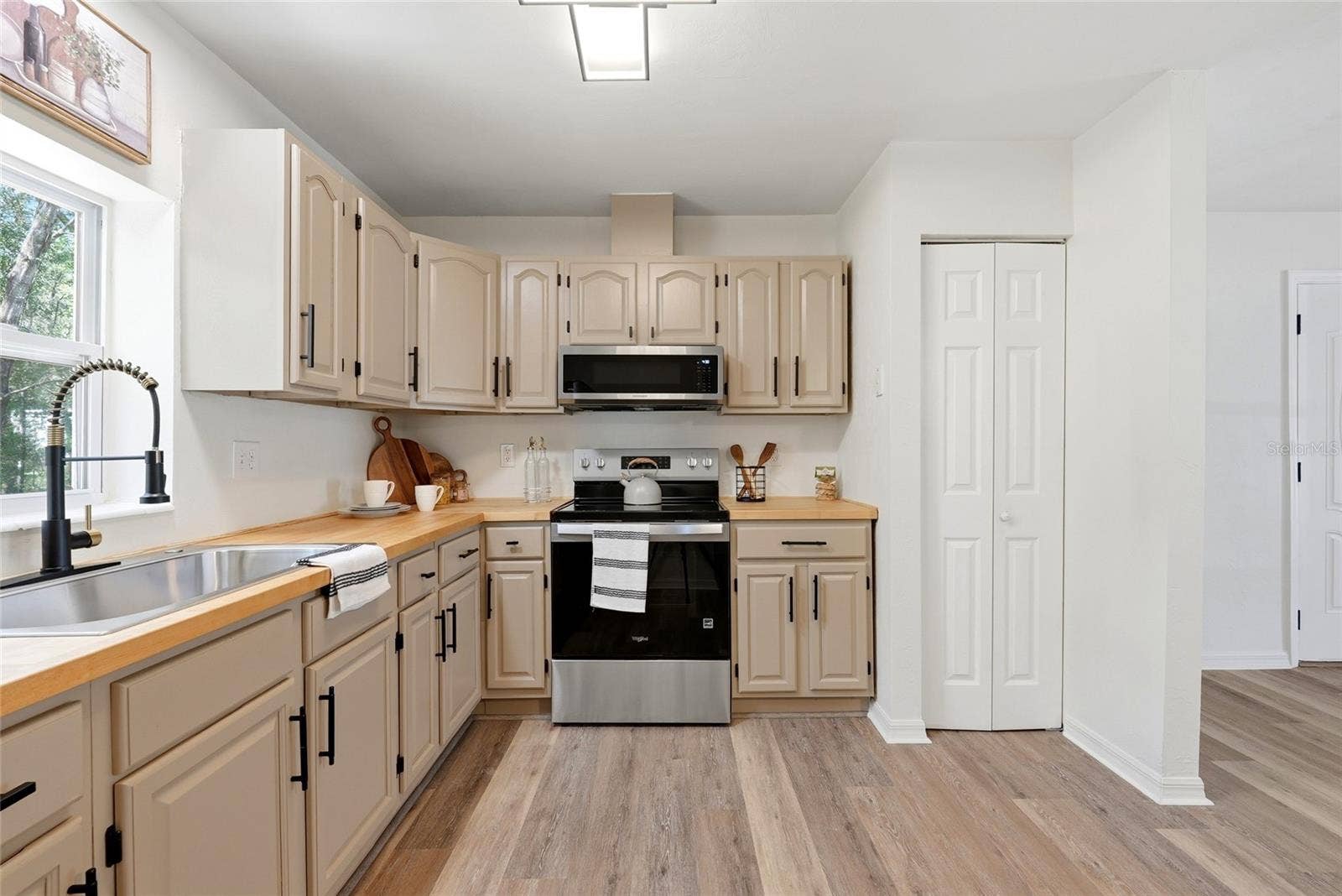 2208 SE 30TH STREET, Gainesville, FL 32641