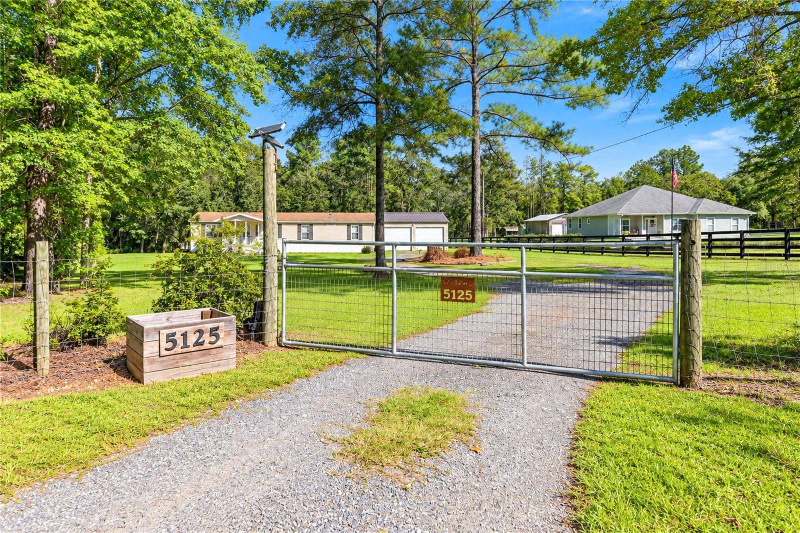 5125 NE COUNTY ROAD 1469, Hawthorne, FL 32640 5125 NE COUNTY ROAD 1469, Hawthorne, FL 32640
