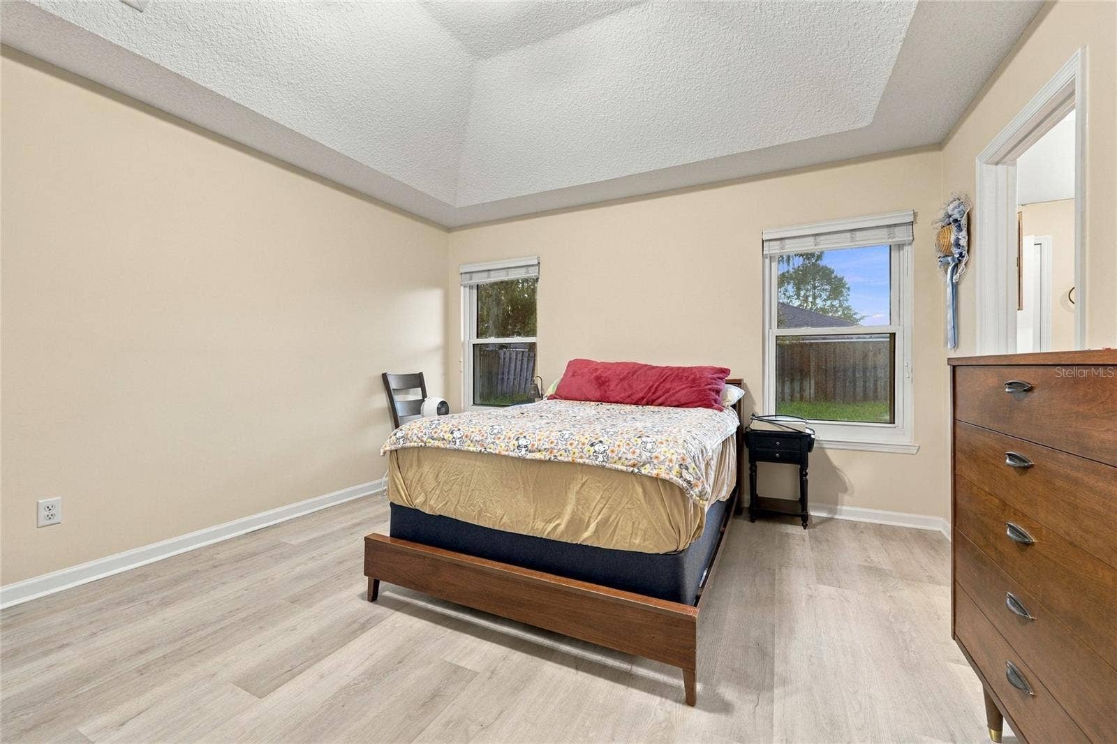 8114 NW 52ND STREET, Gainesville, FL 32653 8114 NW 52ND STREET, Gainesville, FL 32653