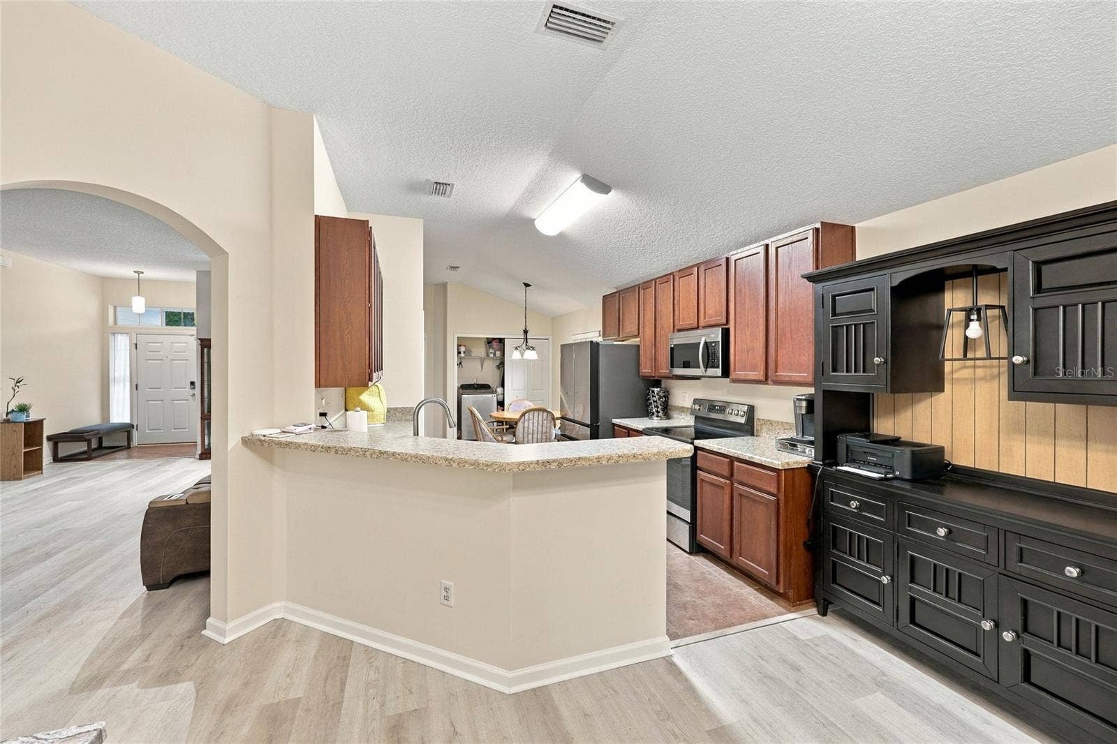 8114 NW 52ND STREET, Gainesville, FL 32653 8114 NW 52ND STREET, Gainesville, FL 32653
