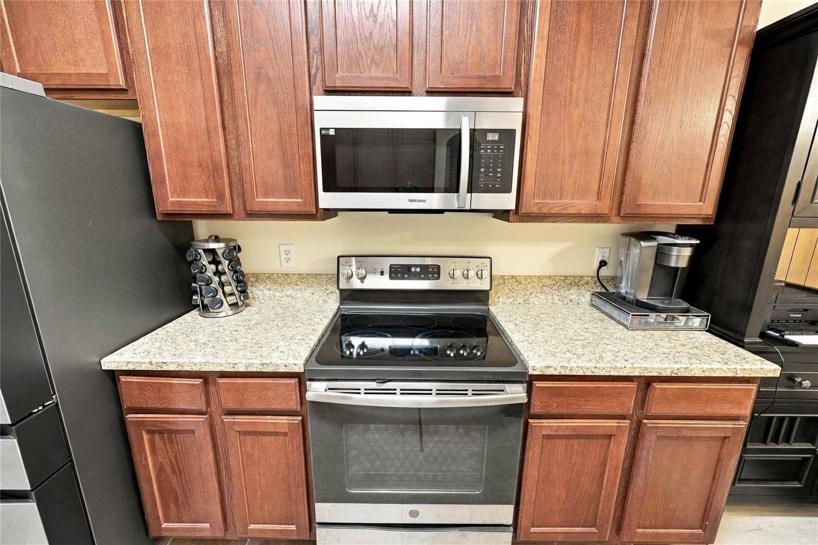 8114 NW 52ND STREET, Gainesville, FL 32653 8114 NW 52ND STREET, Gainesville, FL 32653
