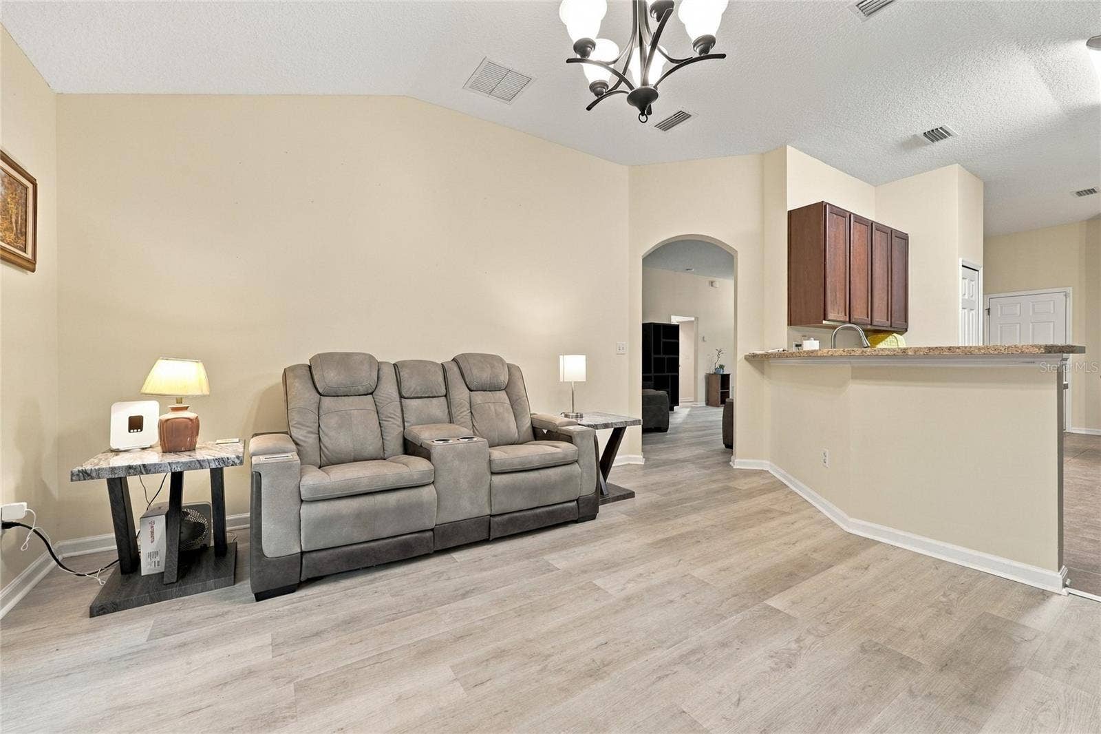 8114 NW 52ND STREET, Gainesville, FL 32653 8114 NW 52ND STREET, Gainesville, FL 32653