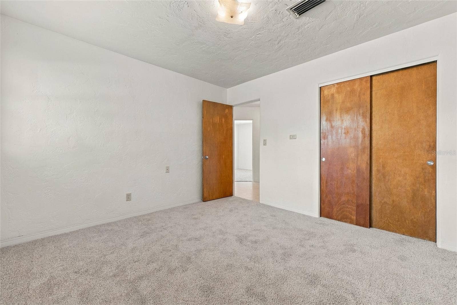105 SE 70TH STREET, Gainesville, FL 32641 105 SE 70TH STREET, Gainesville, FL 32641