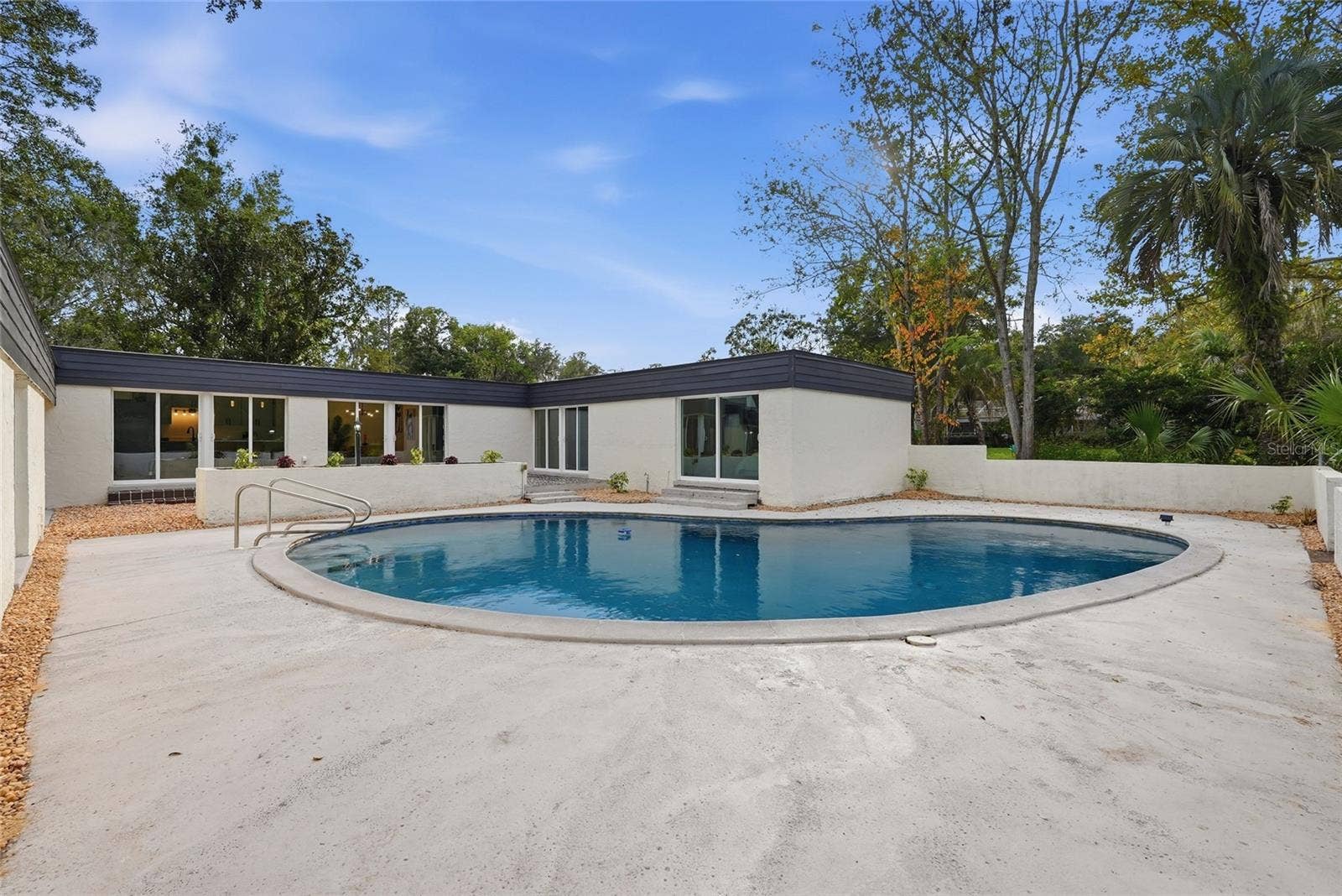 8802 NW 6TH PLACE, Gainesville, FL 32607 8802 NW 6TH PLACE, Gainesville, FL 32607