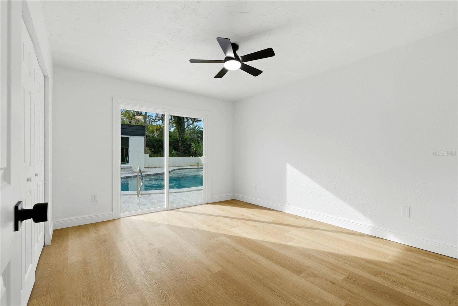 8802 NW 6TH PLACE, Gainesville, FL 32607 8802 NW 6TH PLACE, Gainesville, FL 32607