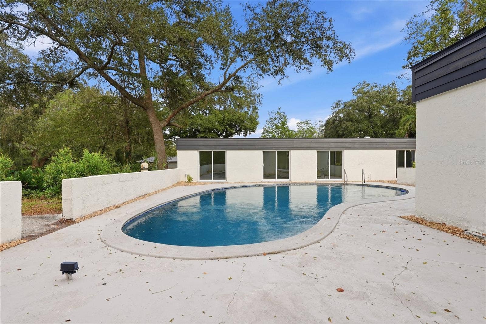 8802 NW 6TH PLACE, Gainesville, FL 32607 8802 NW 6TH PLACE, Gainesville, FL 32607