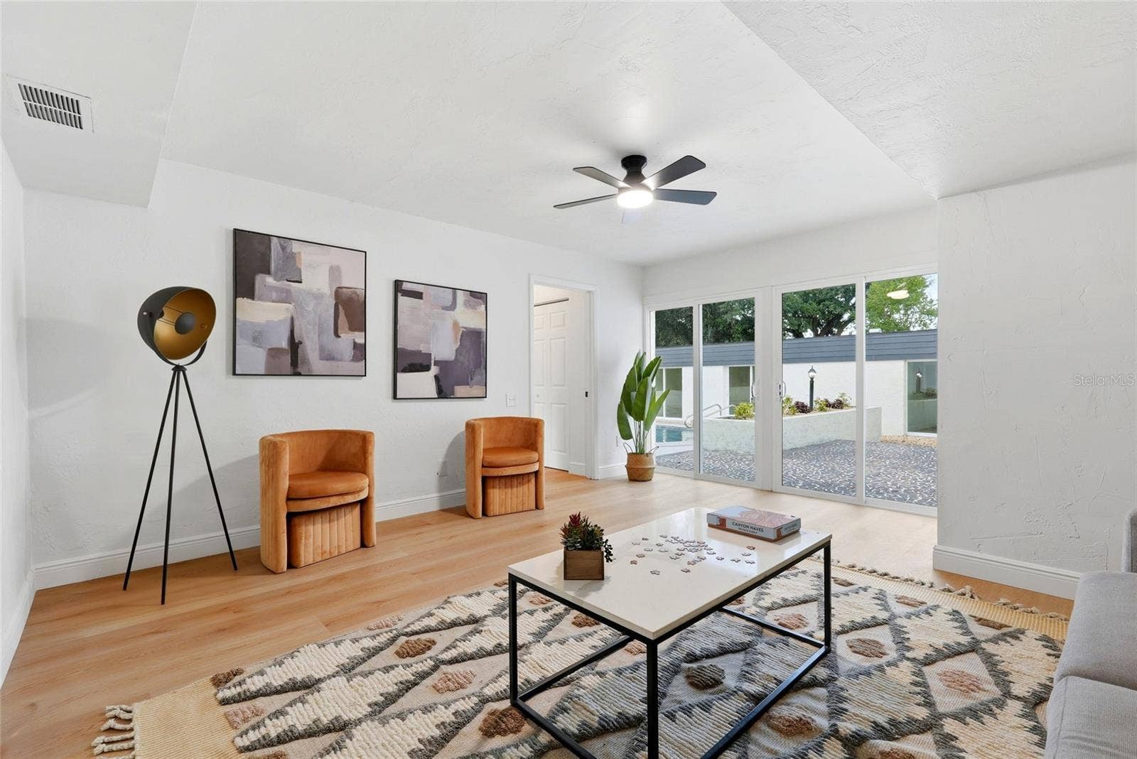 8802 NW 6TH PLACE, Gainesville, FL 32607 8802 NW 6TH PLACE, Gainesville, FL 32607