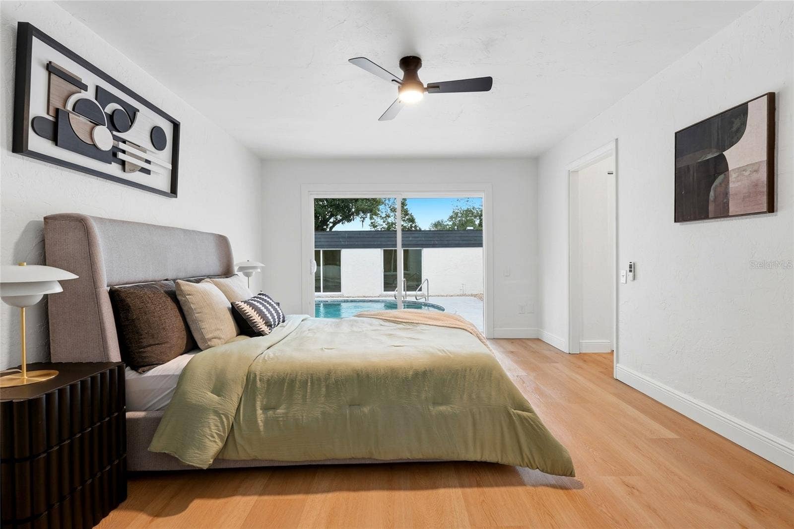 8802 NW 6TH PLACE, Gainesville, FL 32607 8802 NW 6TH PLACE, Gainesville, FL 32607