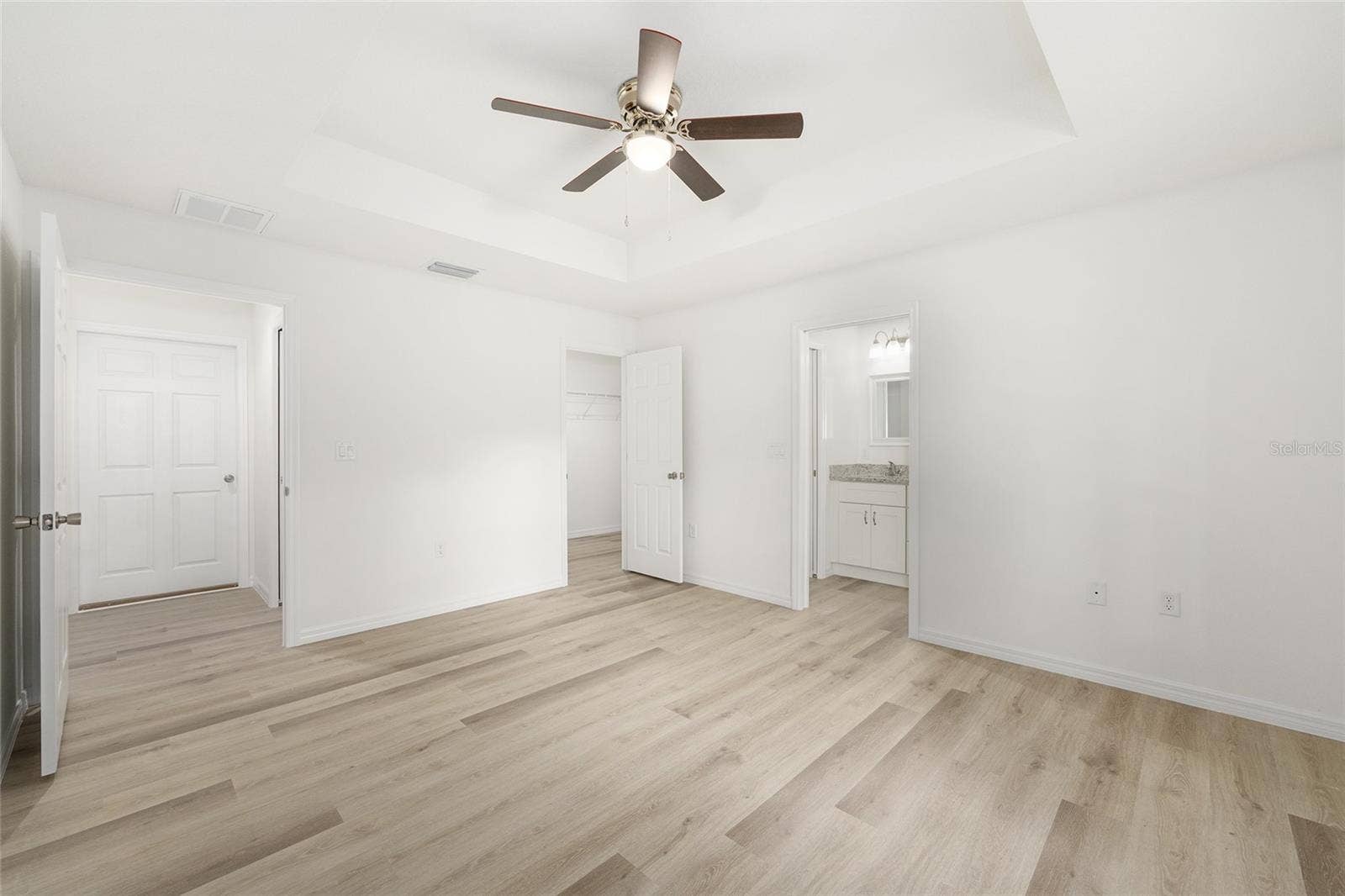 14421 SW 77TH AVENUE, Ocala, FL 34473 Master Bedroom