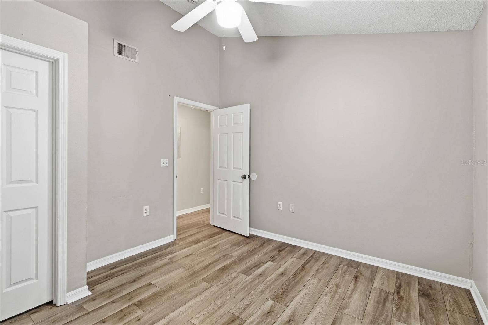 10000 SW 52ND AVENUE, #AA-159, Gainesville, FL 32608 10000 SW 52ND AVENUE, #AA-159, Gainesville, FL 32608