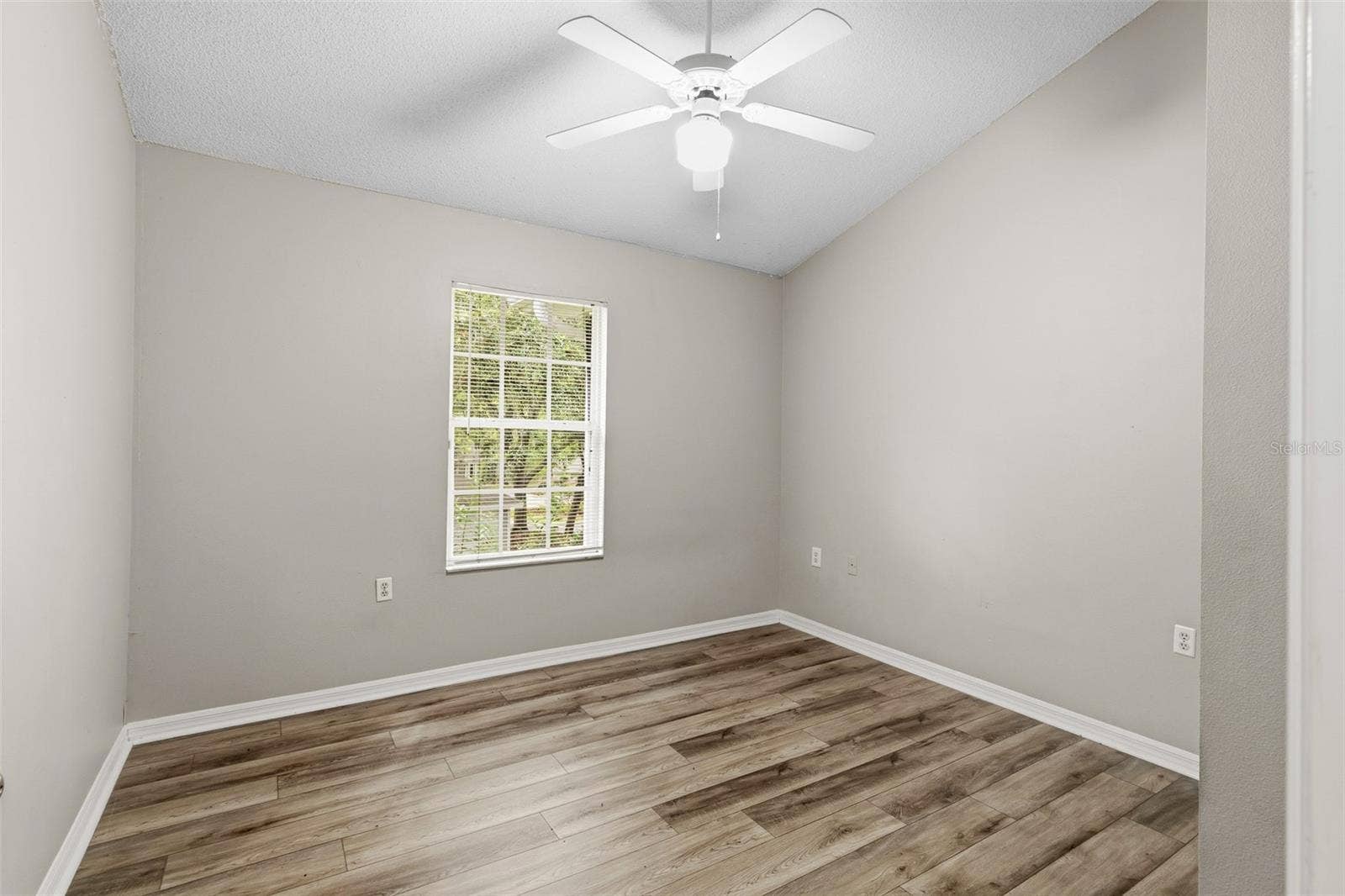 10000 SW 52ND AVENUE, #AA-159, Gainesville, FL 32608 10000 SW 52ND AVENUE, #AA-159, Gainesville, FL 32608