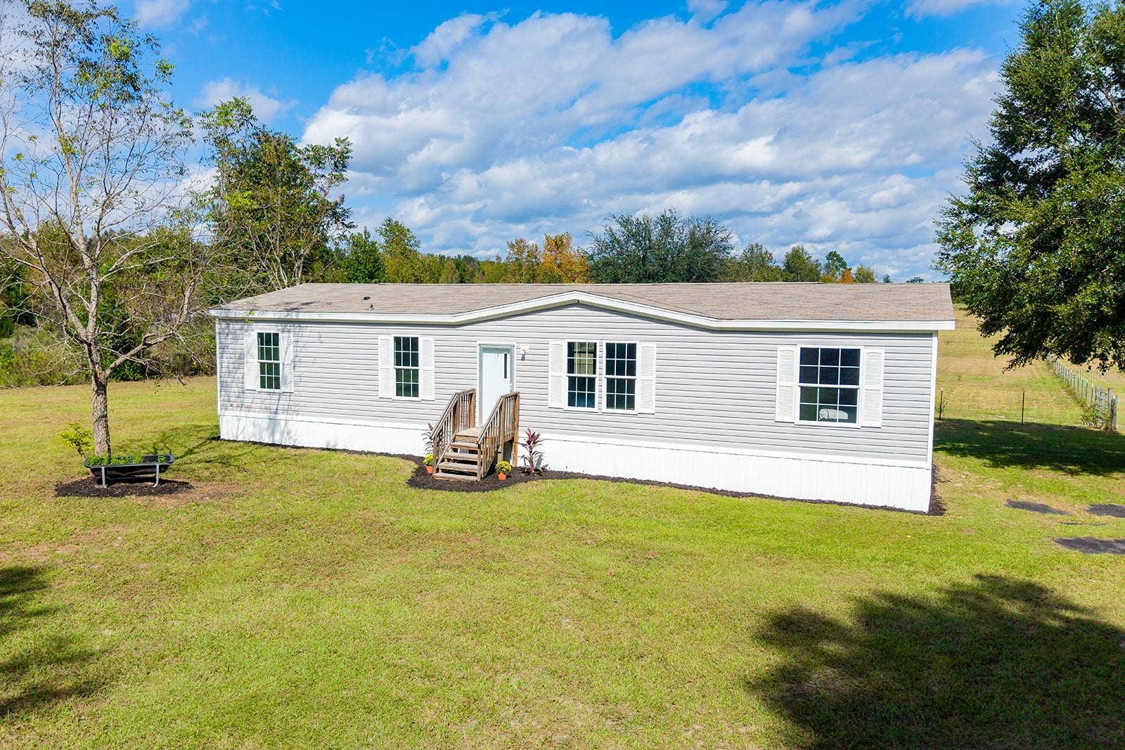 2729 SW WATSON STREET, Fort White, FL 32038 2729 SW WATSON STREET, Fort White, FL 32038