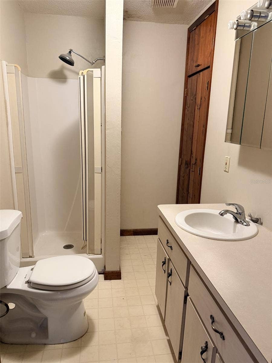 4251 NW 100TH AVENUE, Chiefland, FL 32626