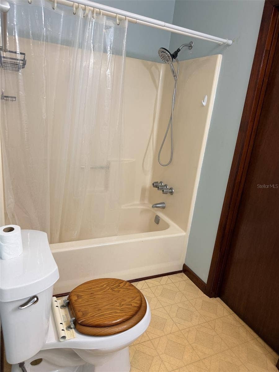 4251 NW 100TH AVENUE, Chiefland, FL 32626