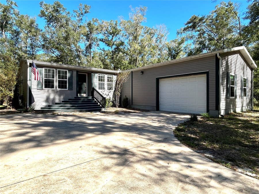 Property photo for 1531 SW COUNTY ROAD 138, Fort White, FL