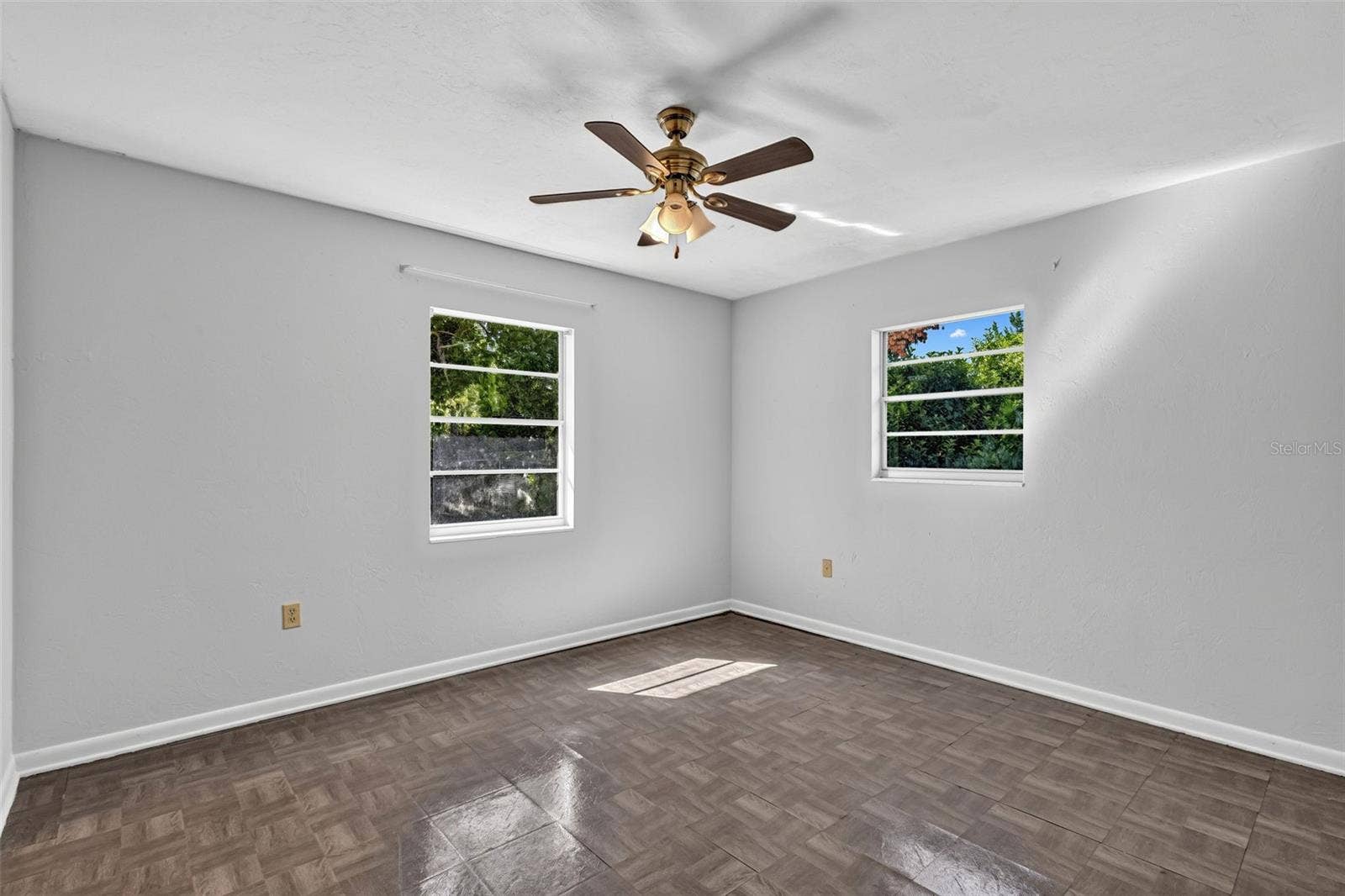 620 NE 2ND AVENUE, Trenton, FL 32693