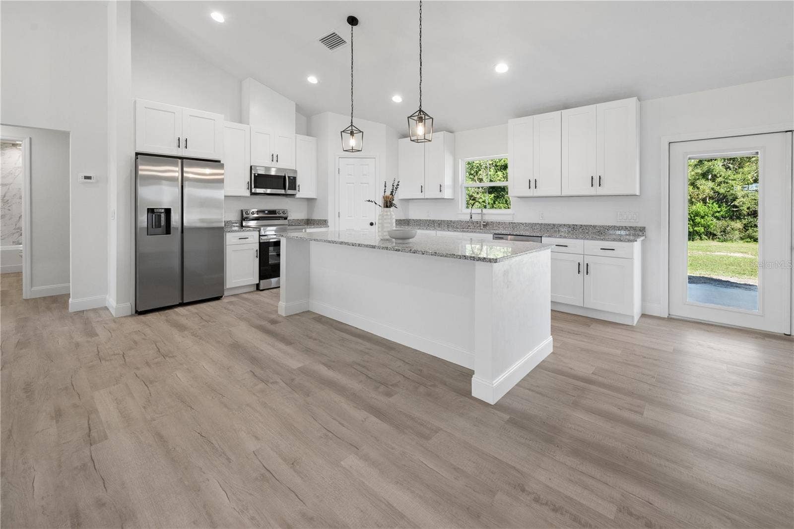 2752 NW TENTH STREET, Bell, FL 32619