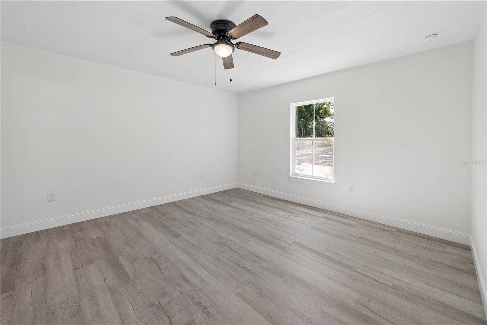 2752 NW TENTH STREET, Bell, FL 32619
