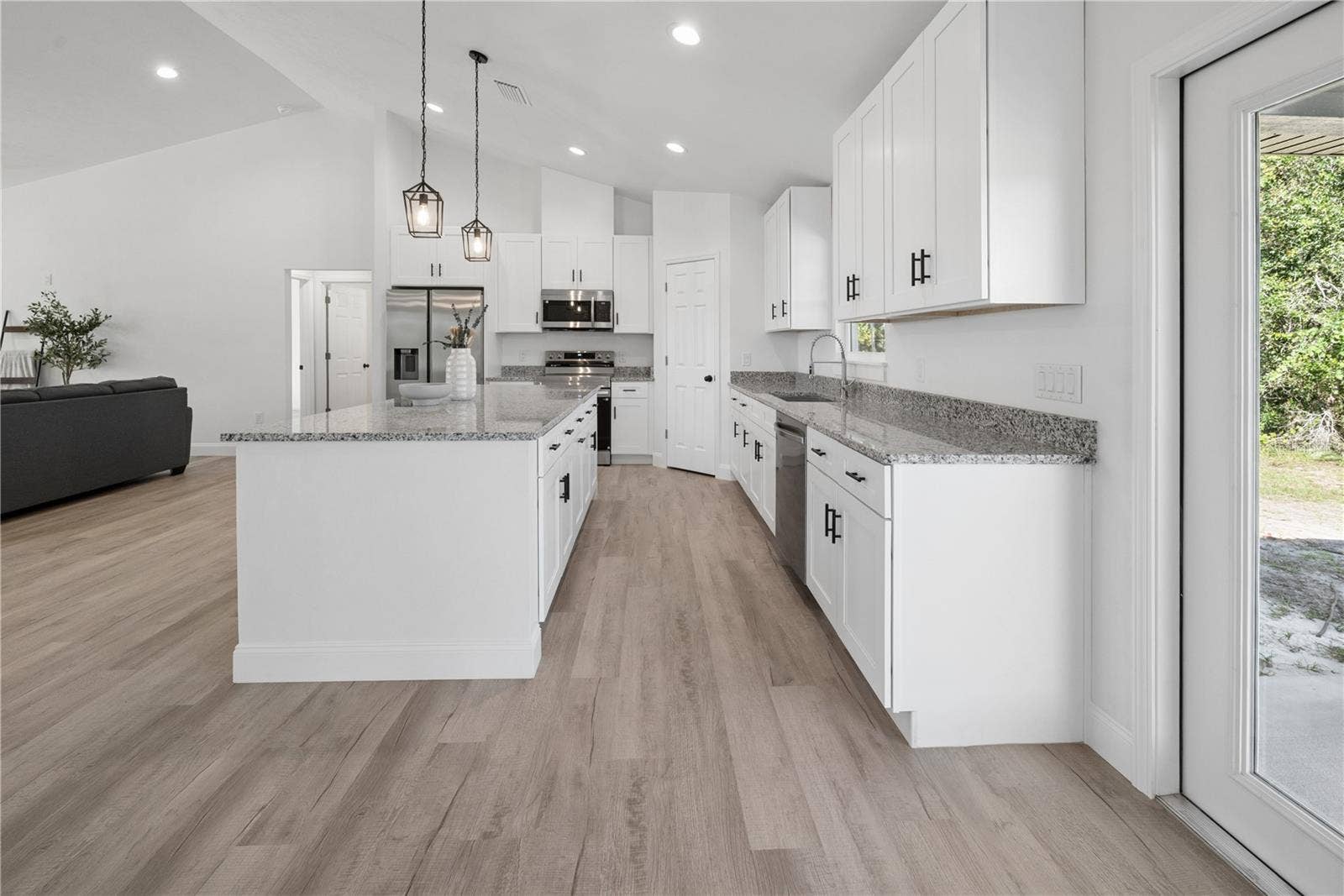2752 NW TENTH STREET, Bell, FL 32619