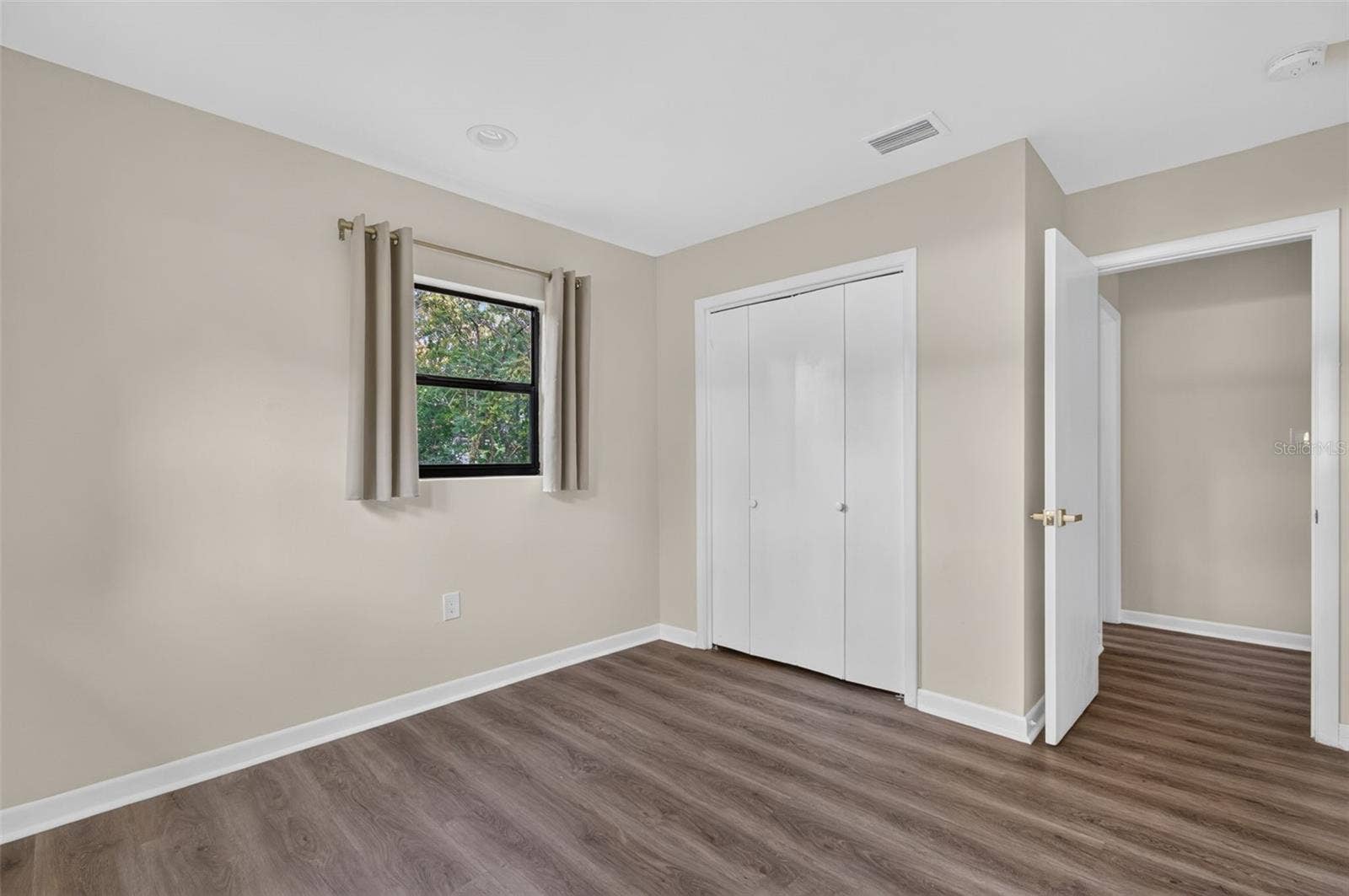 4415 NW 33RD COURT, Gainesville, FL 32606 Guest Room 1