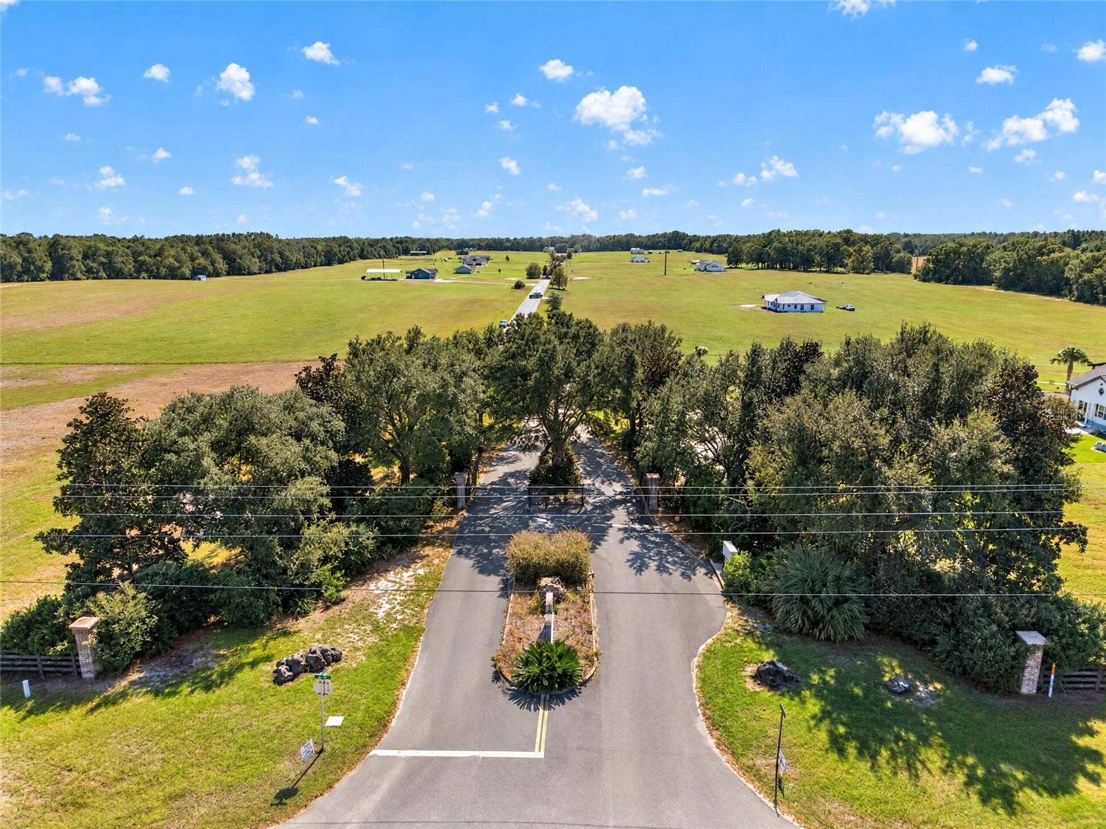 3954 NW 31ST AVENUE, Bell, FL 32619 3954 NW 31ST AVENUE, Bell, FL 32619