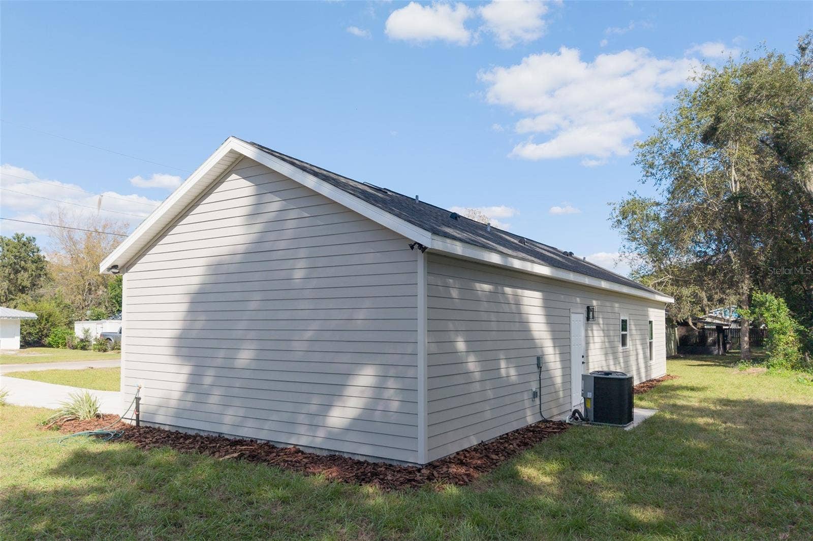 26567 SW 4TH AVENUE, Newberry, FL 32669 26567 SW 4TH AVENUE, Newberry, FL 32669