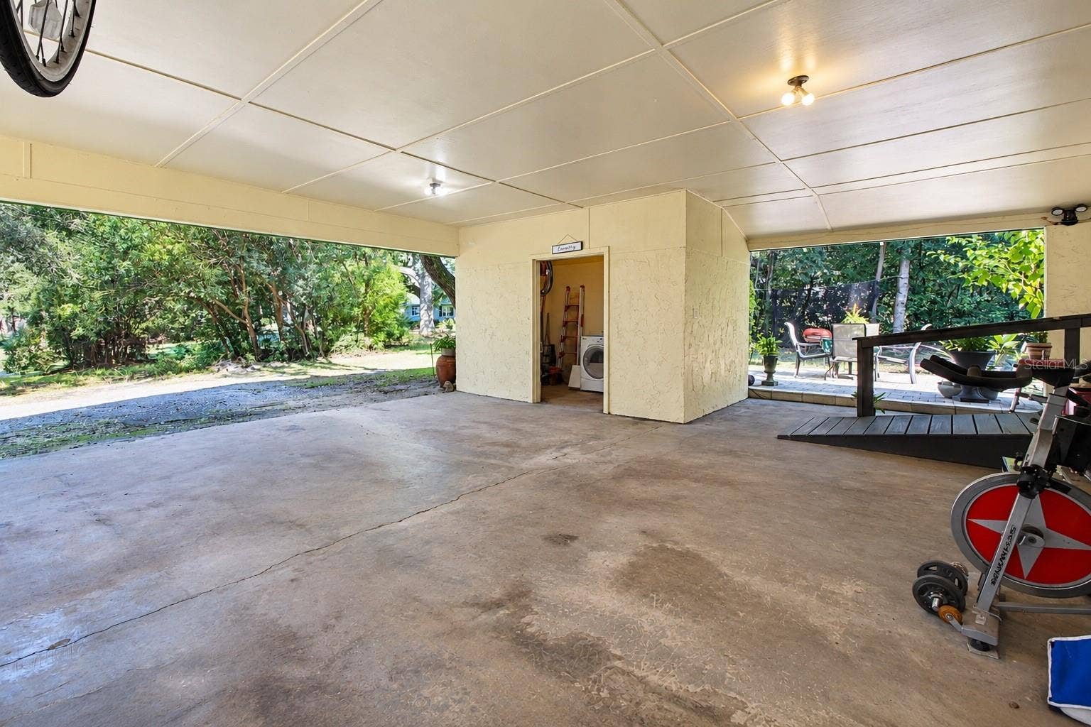 23122 NW 189TH AVENUE, High Springs, FL 32643 23122 NW 189TH AVENUE, High Springs, FL 32643