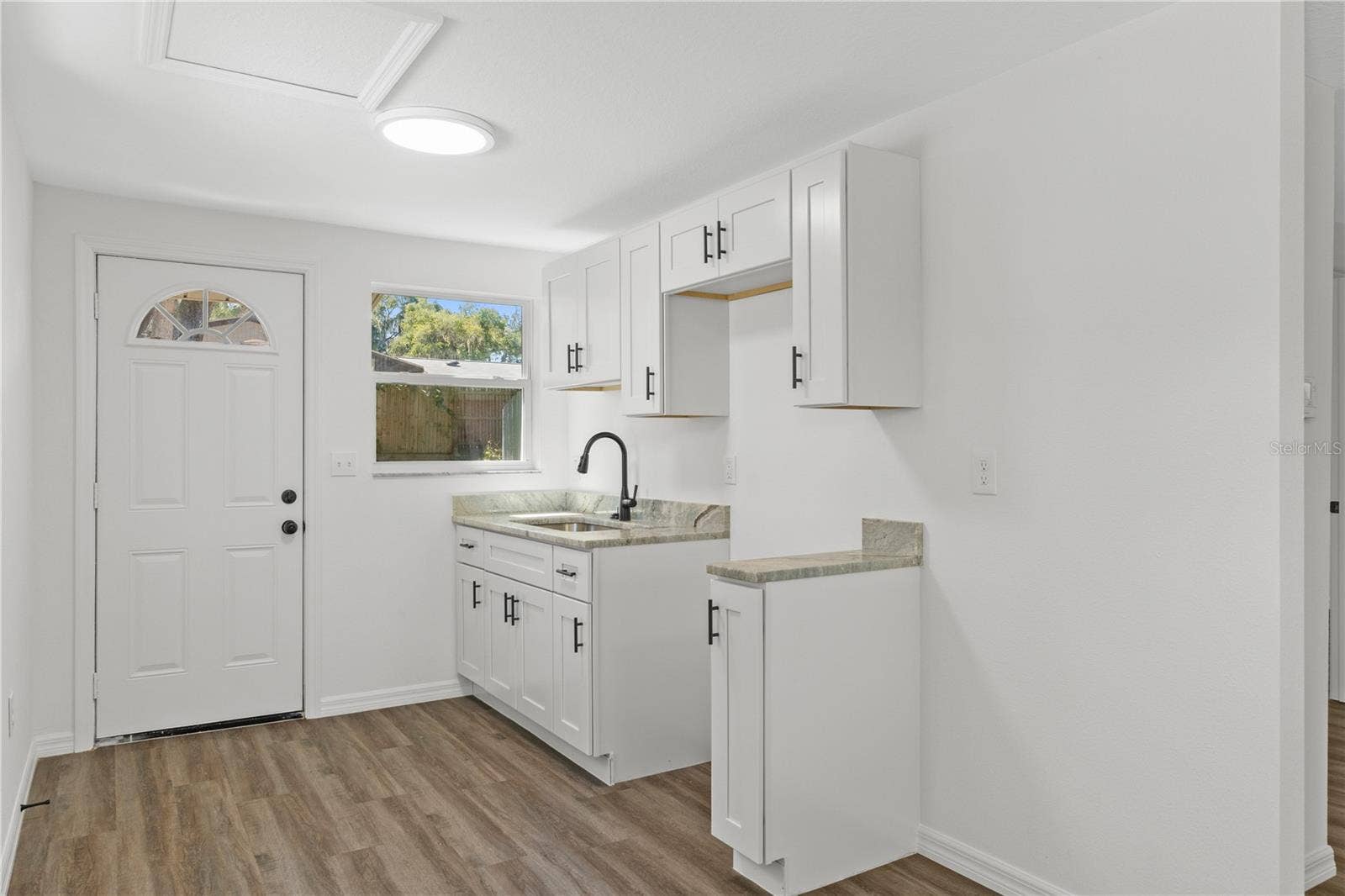 654 NE 2ND STREET, Crystal River, FL 34429 654 NE 2ND STREET, Crystal River, FL 34429