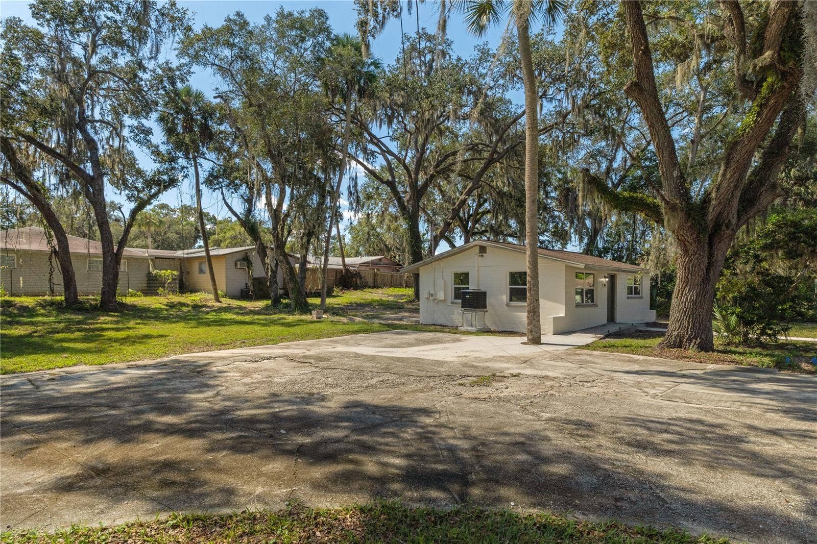654 NE 2ND STREET, Crystal River, FL 34429 654 NE 2ND STREET, Crystal River, FL 34429