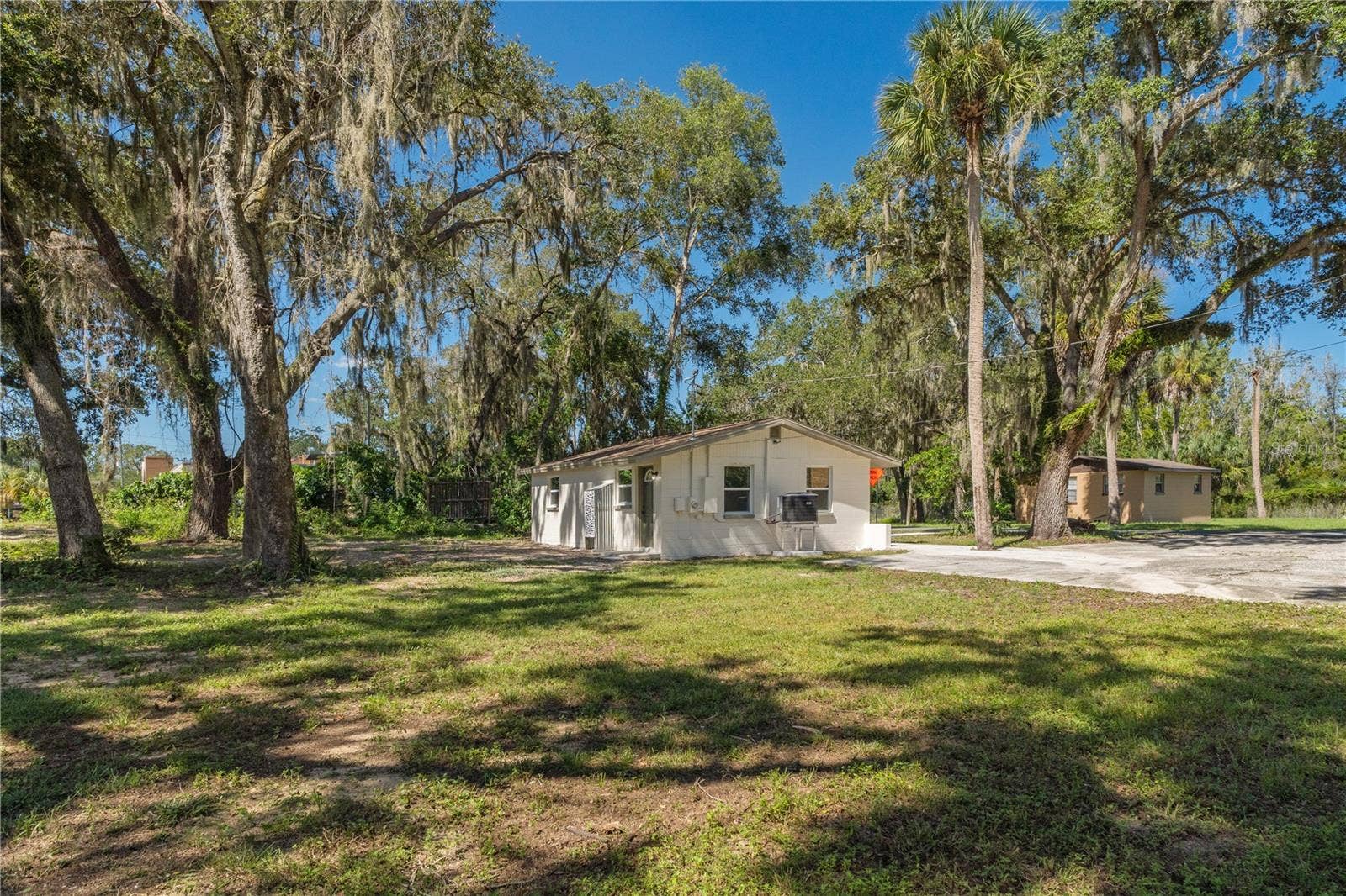 654 NE 2ND STREET, Crystal River, FL 34429 654 NE 2ND STREET, Crystal River, FL 34429