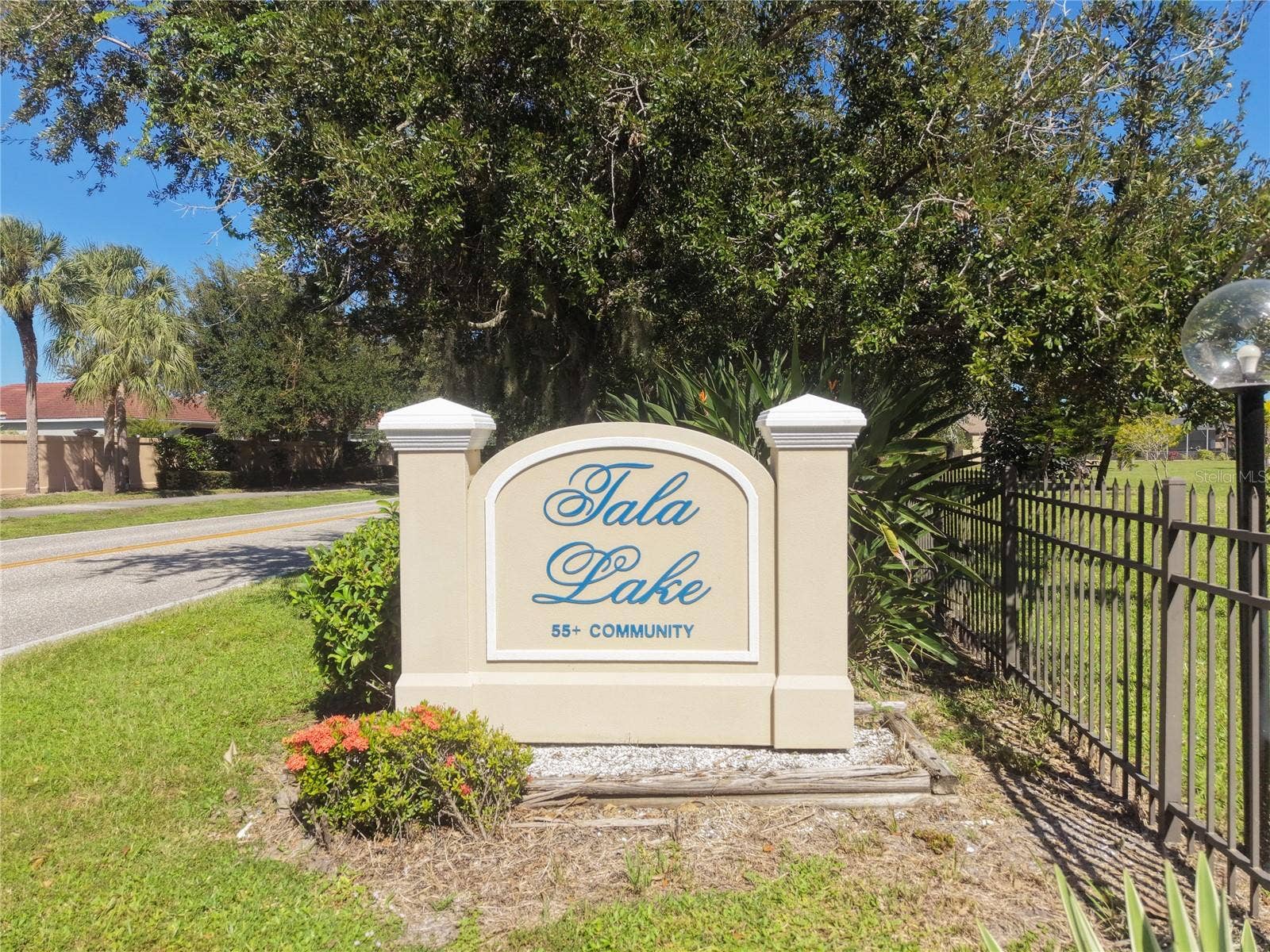 4064 OAKVIEW DRIVE, #D10, Port Charlotte, FL 33980 4064 OAKVIEW DRIVE, #D10, Port Charlotte, FL 33980