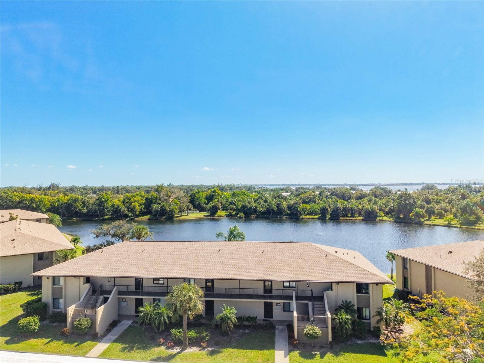 4064 OAKVIEW DRIVE, #D10, Port Charlotte, FL 33980 4064 OAKVIEW DRIVE, #D10, Port Charlotte, FL 33980