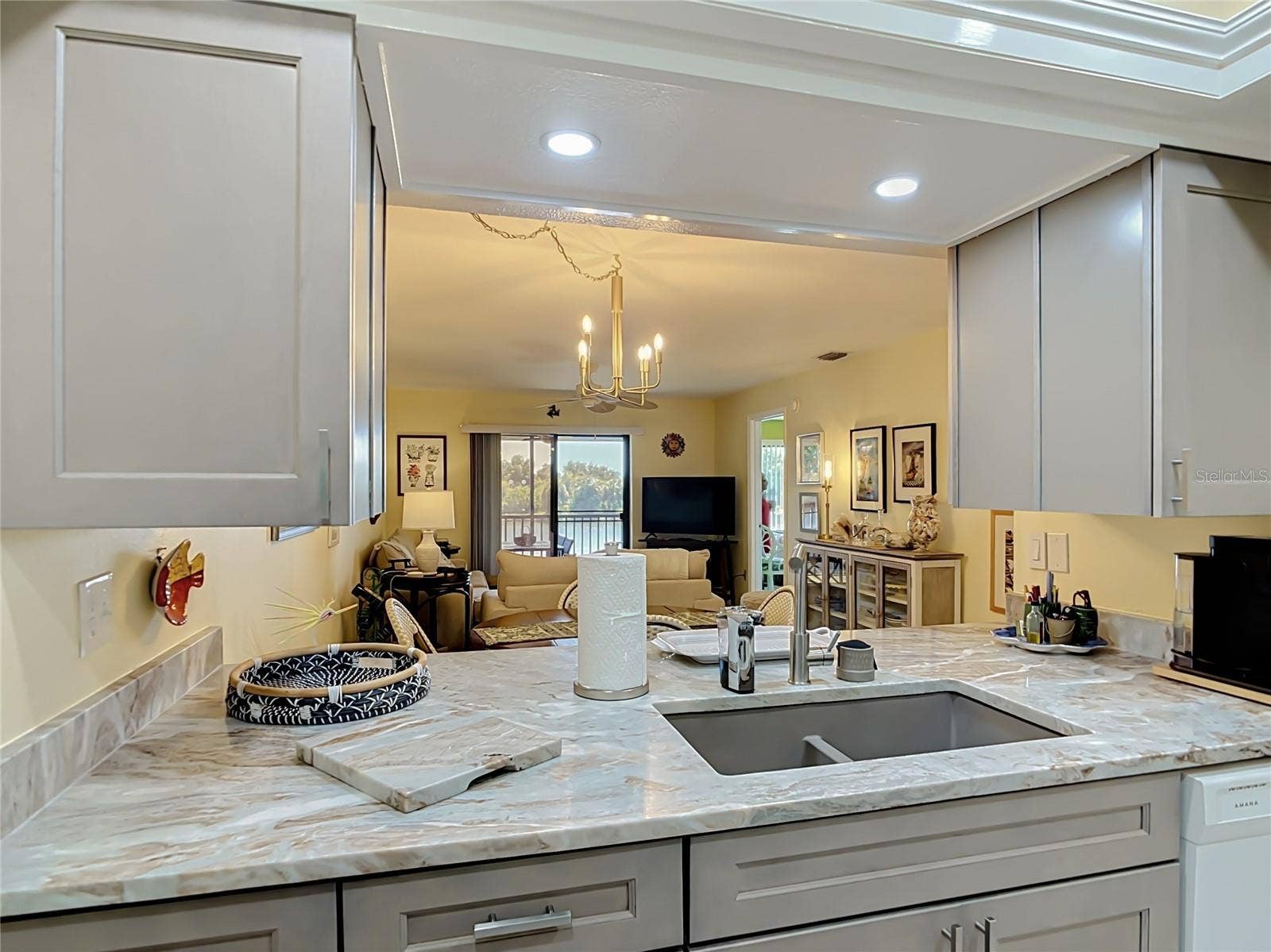 4064 OAKVIEW DRIVE, #D10, Port Charlotte, FL 33980 4064 OAKVIEW DRIVE, #D10, Port Charlotte, FL 33980