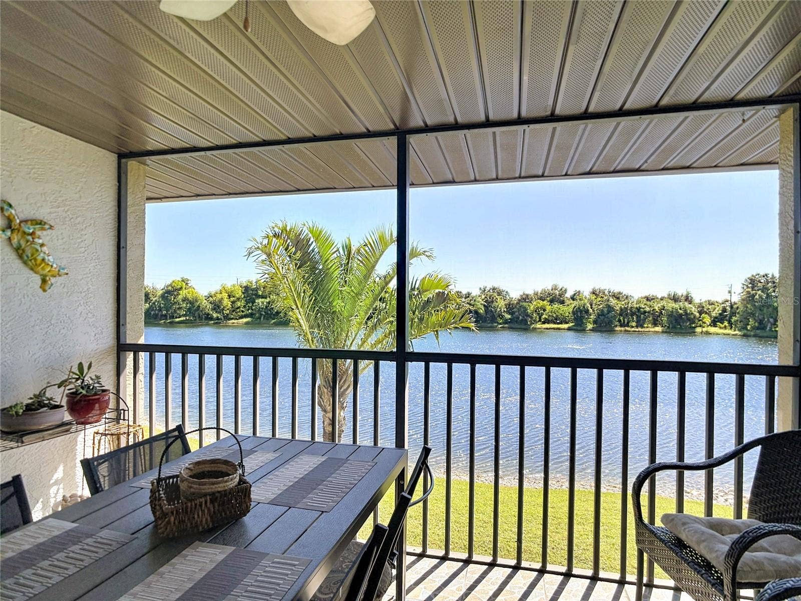 4064 OAKVIEW DRIVE, #D10, Port Charlotte, FL 33980 4064 OAKVIEW DRIVE, #D10, Port Charlotte, FL 33980