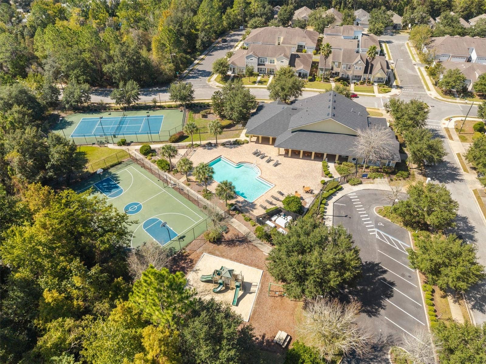 4916 NW 20TH TERRACE, Gainesville, FL 32605
