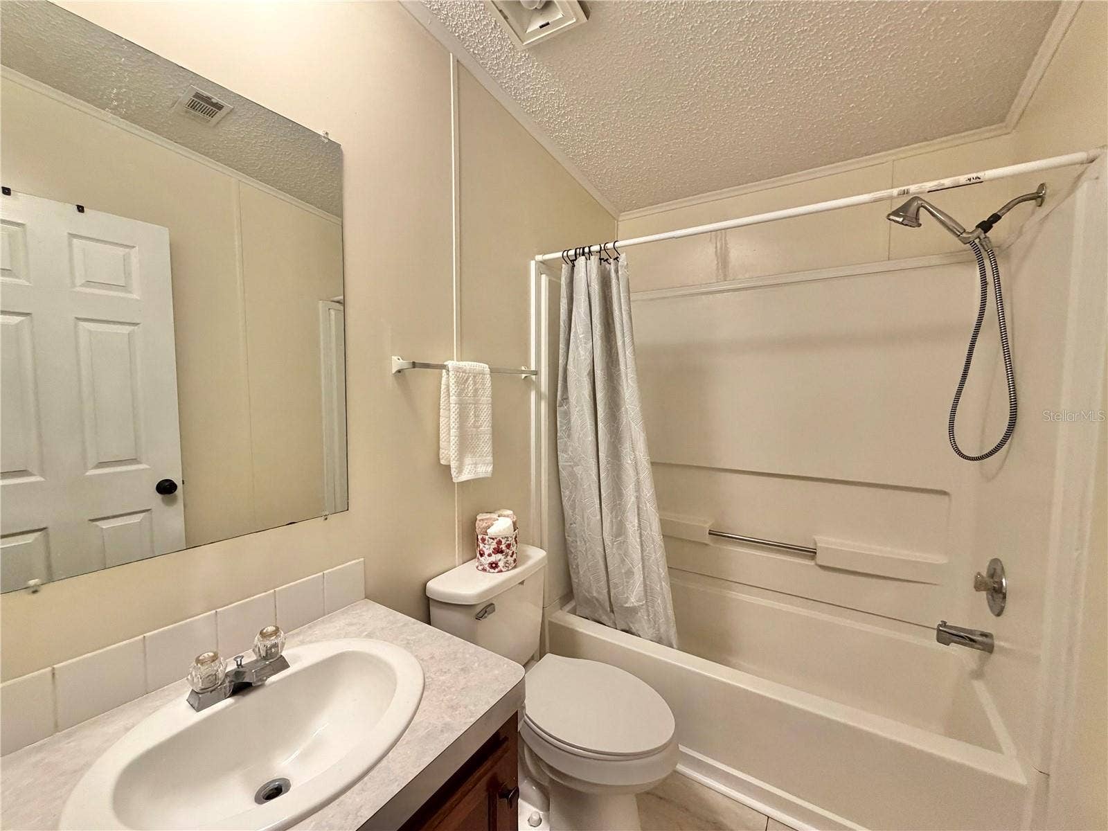 10727 NW 169TH DRIVE, Alachua, FL 32615