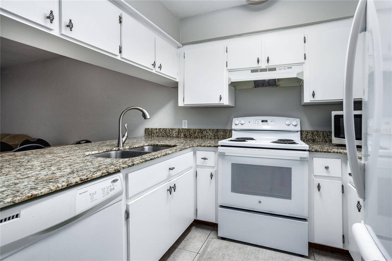 2635 SW 35TH PLACE, #902, Gainesville, FL 32608 2635 SW 35TH PLACE, #902, Gainesville, FL 32608